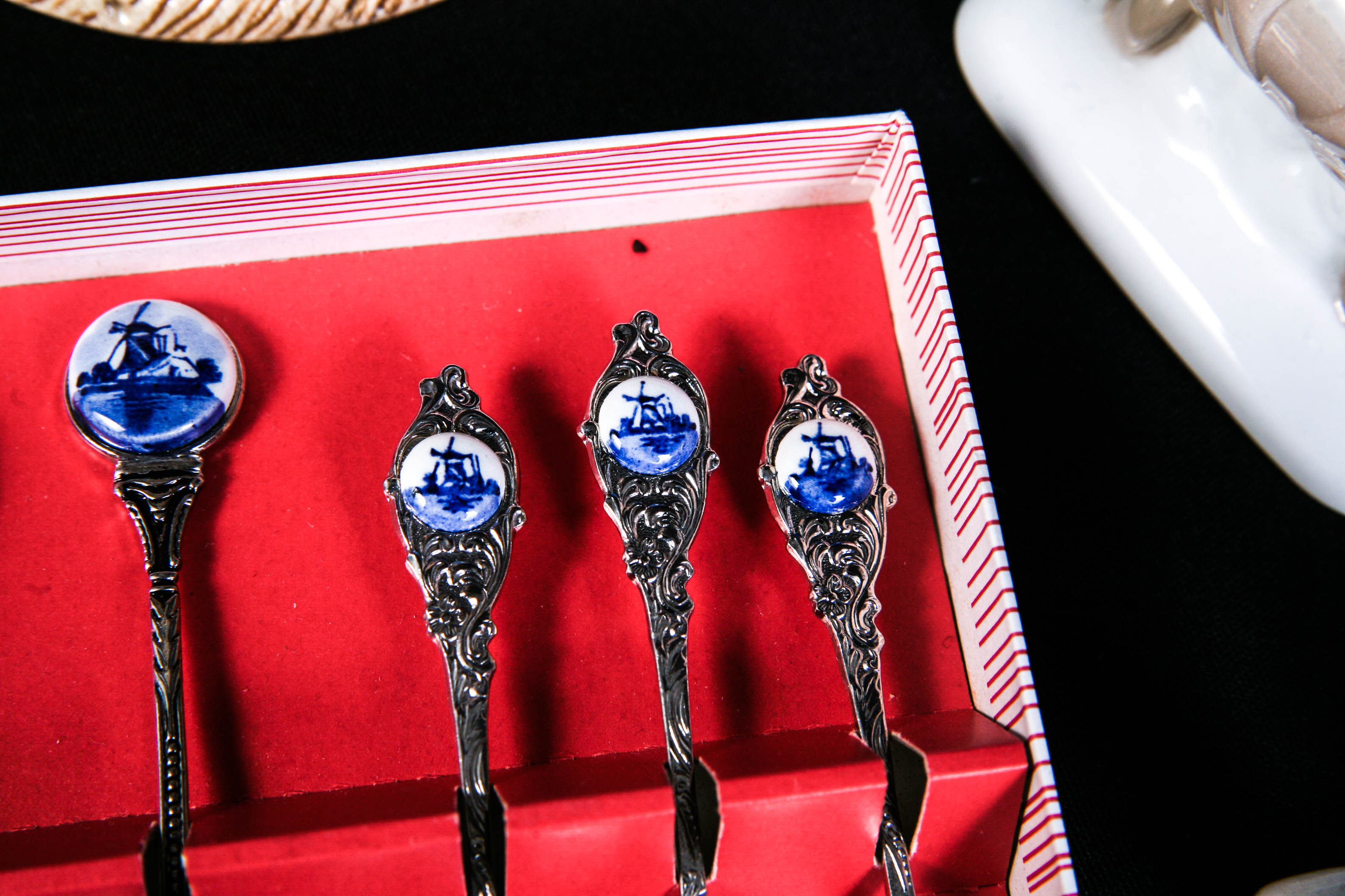 Collection of Vintage International Decor Including Delft