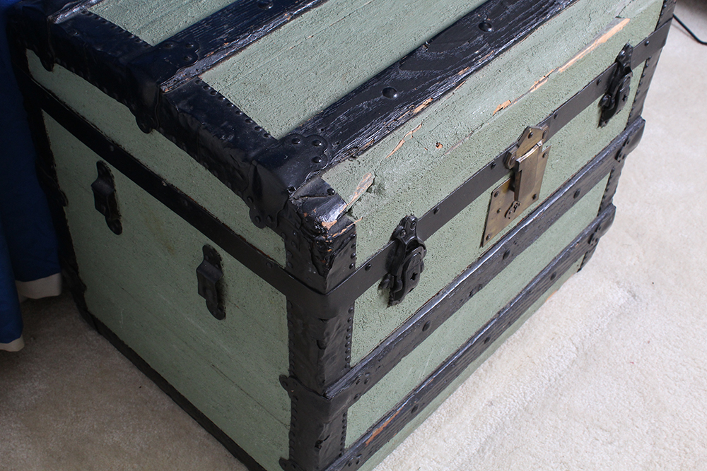 Antique Moss Green Hardwood Trunk