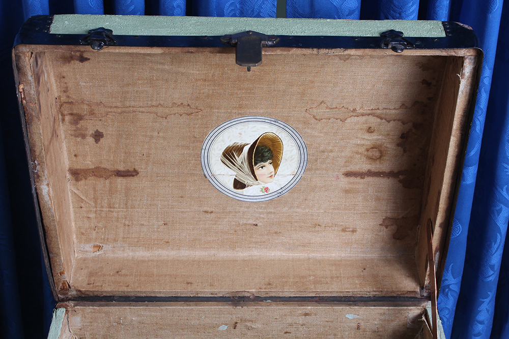 Antique Moss Green Hardwood Trunk