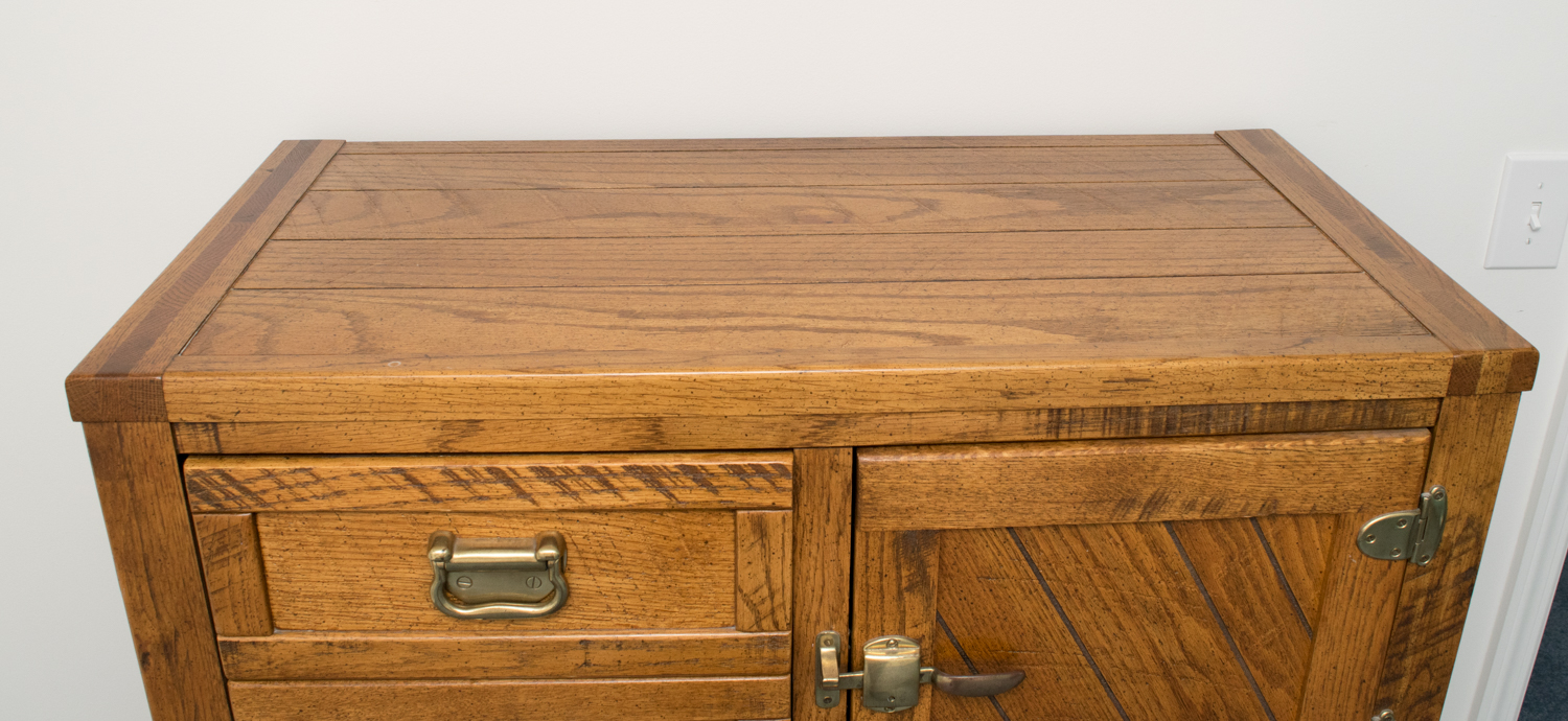 Young-Hinkle Oak Chest of Drawers