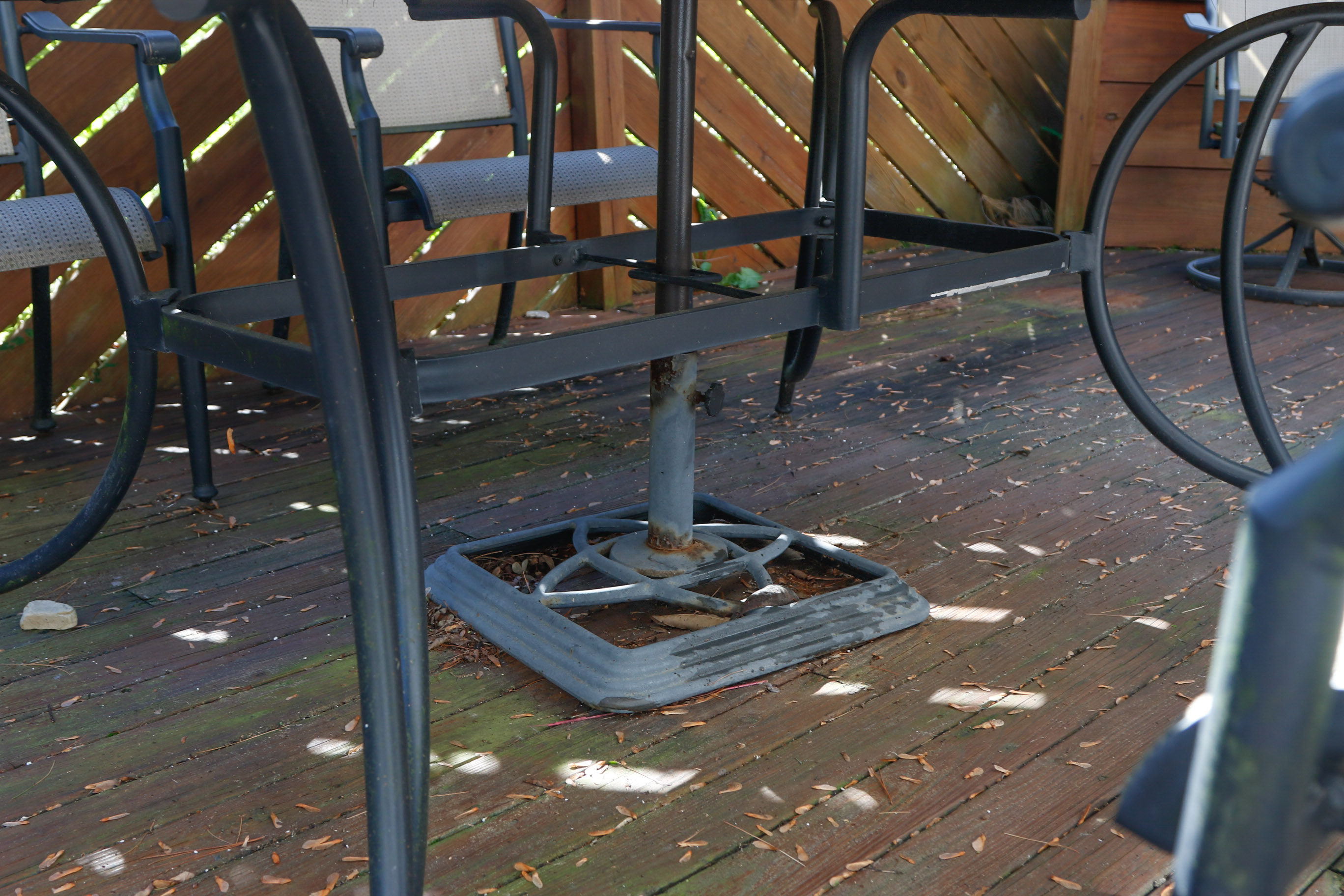 Ceramic Tile Top Patio Dining Table and Chairs with Umbrella