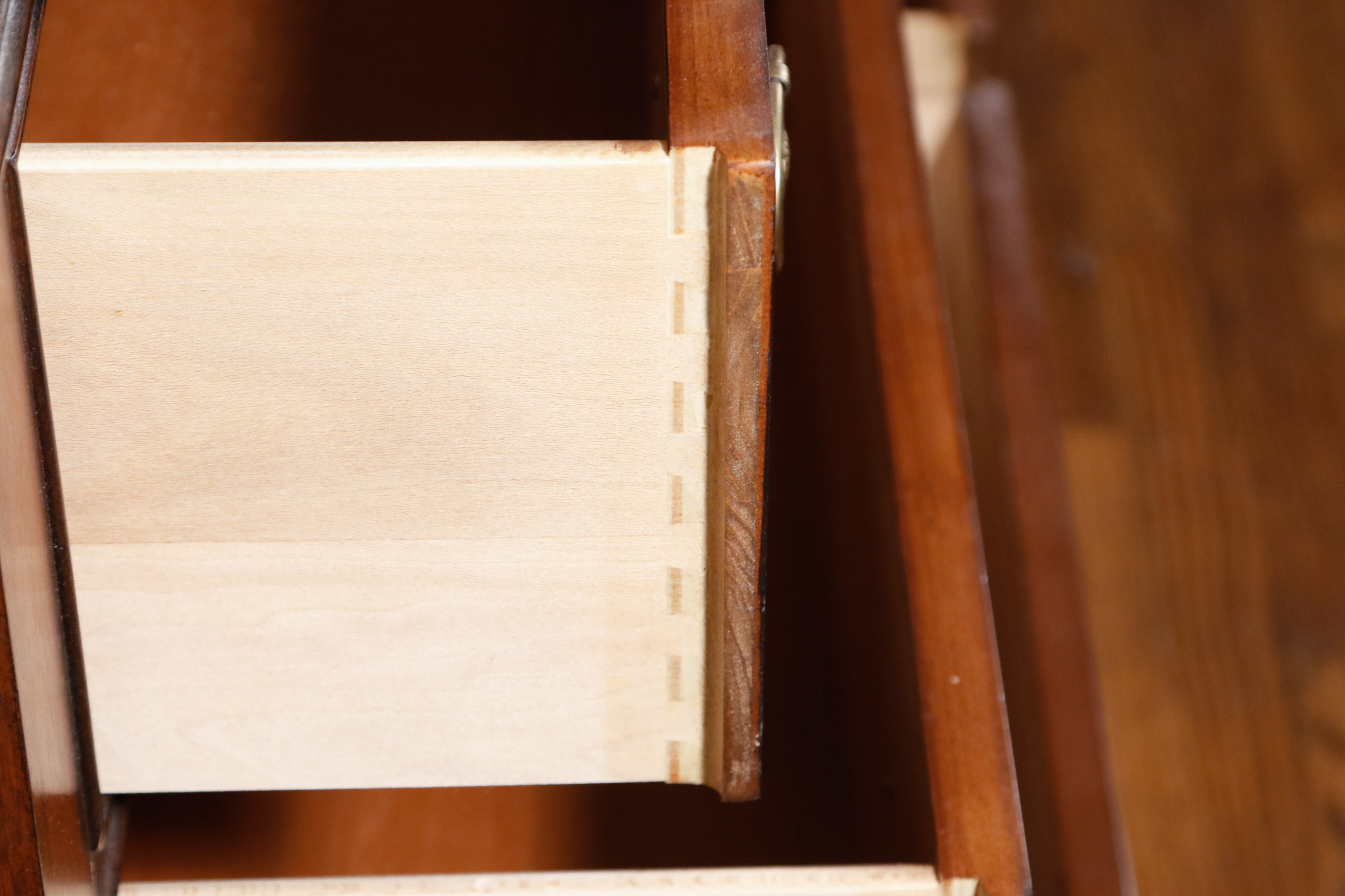 Henredon "Aston Court" Double Dresser