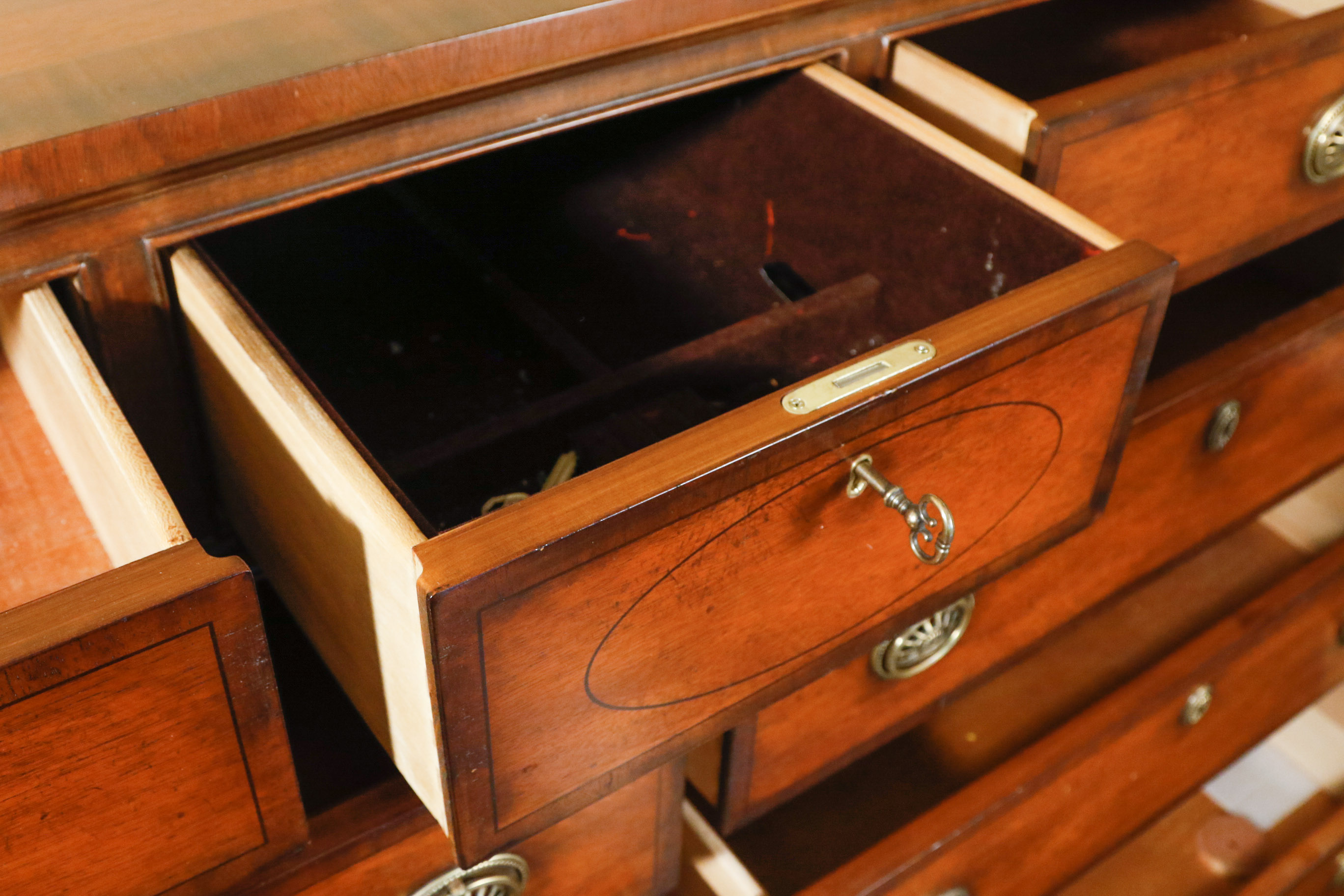 Henredon "Aston Court" Double Dresser