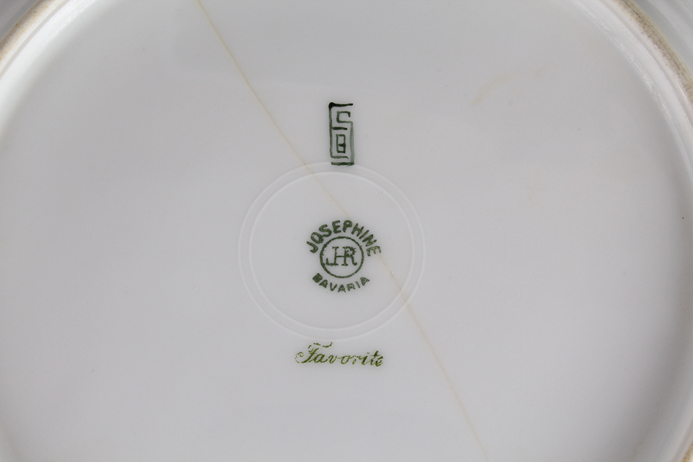 Various China Servers and Platters