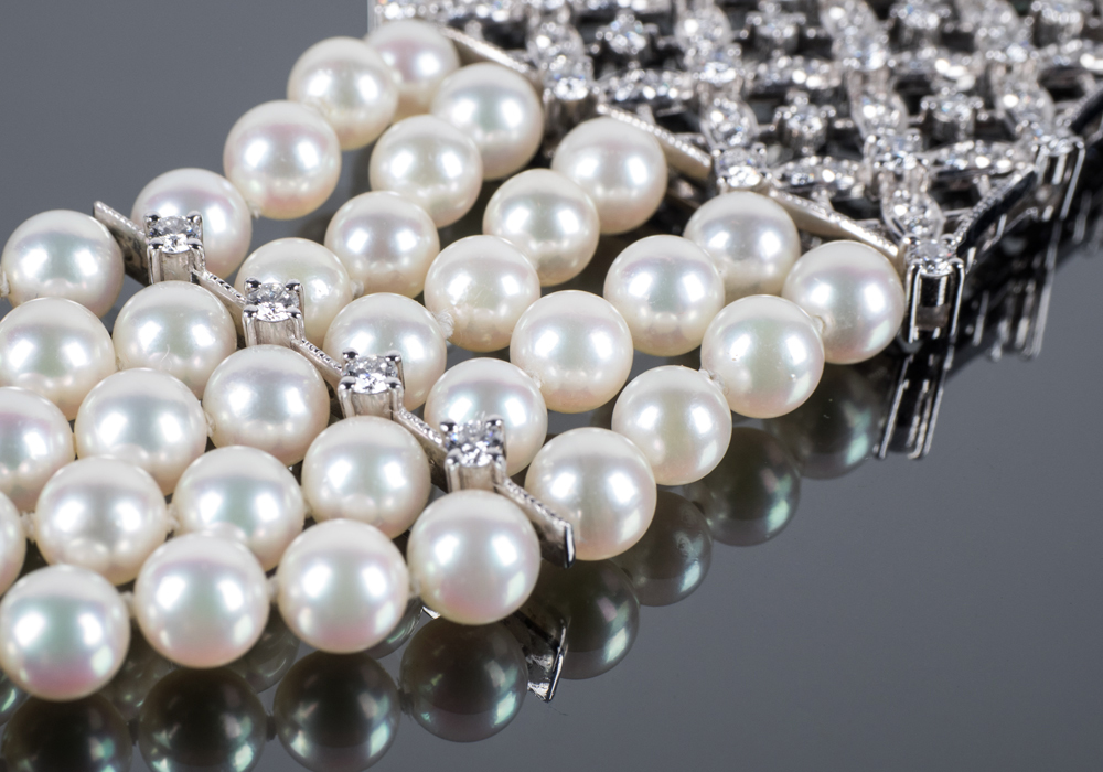 MIKIMOTO Platinum, Diamond and Five-Strand Pearl Choker