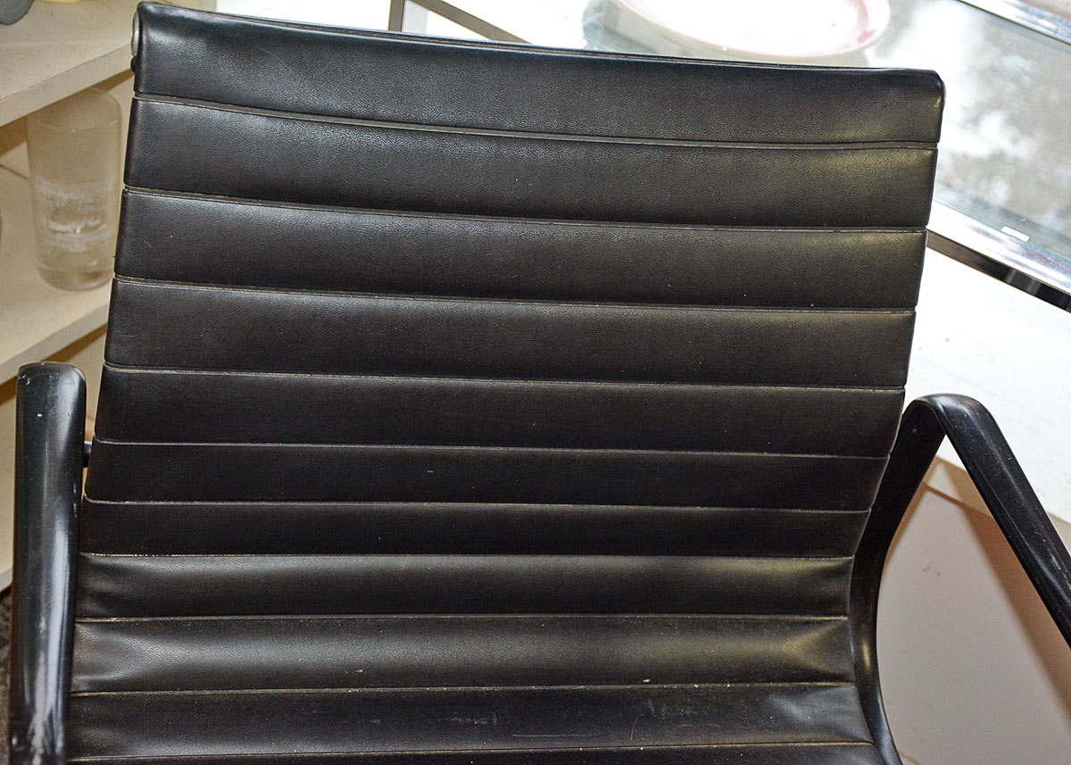 Eames Aluminum Group Side Chair by Herman Miller