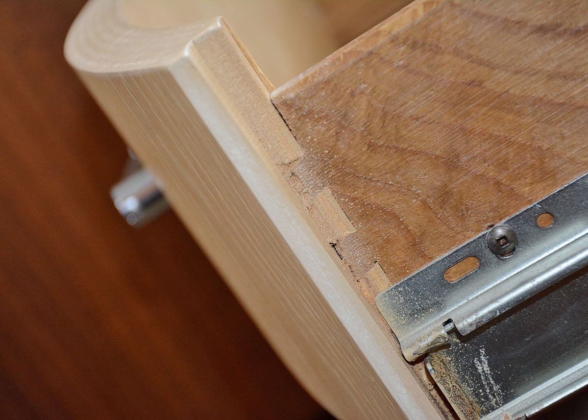 Century Jay Spectre Night Stand