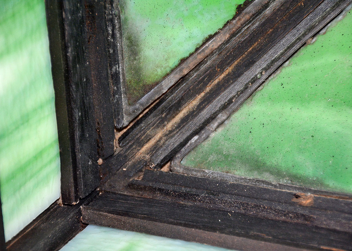 Arts and Crafts Leaded Stained Glass And Oak Pendant Lamp