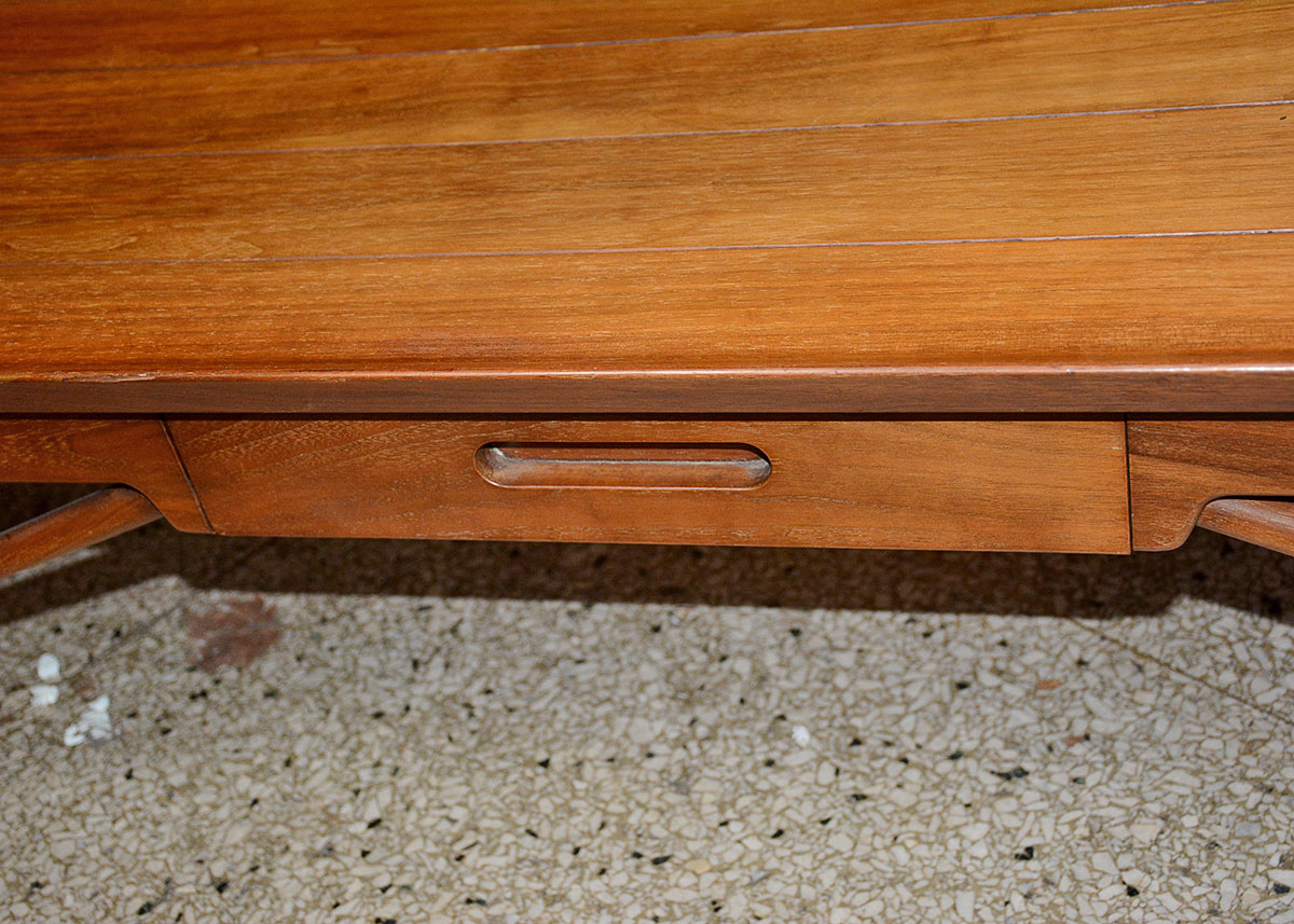 Mid Century Modern Coffee Table by Heritage Henredon