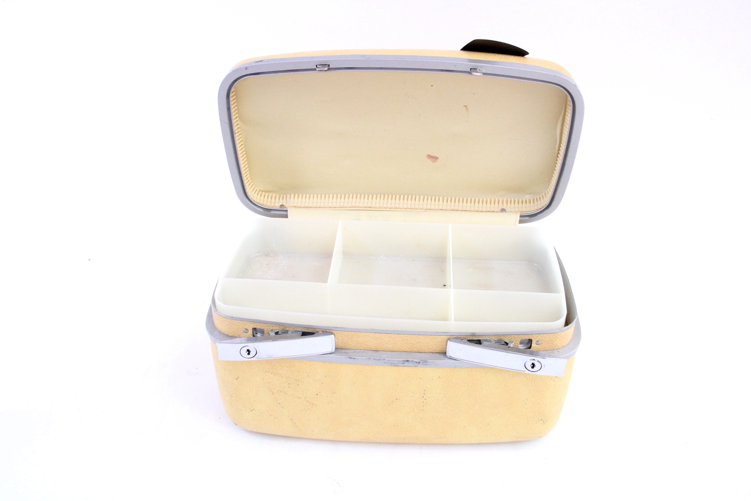 Yellow Towncraft Train Case