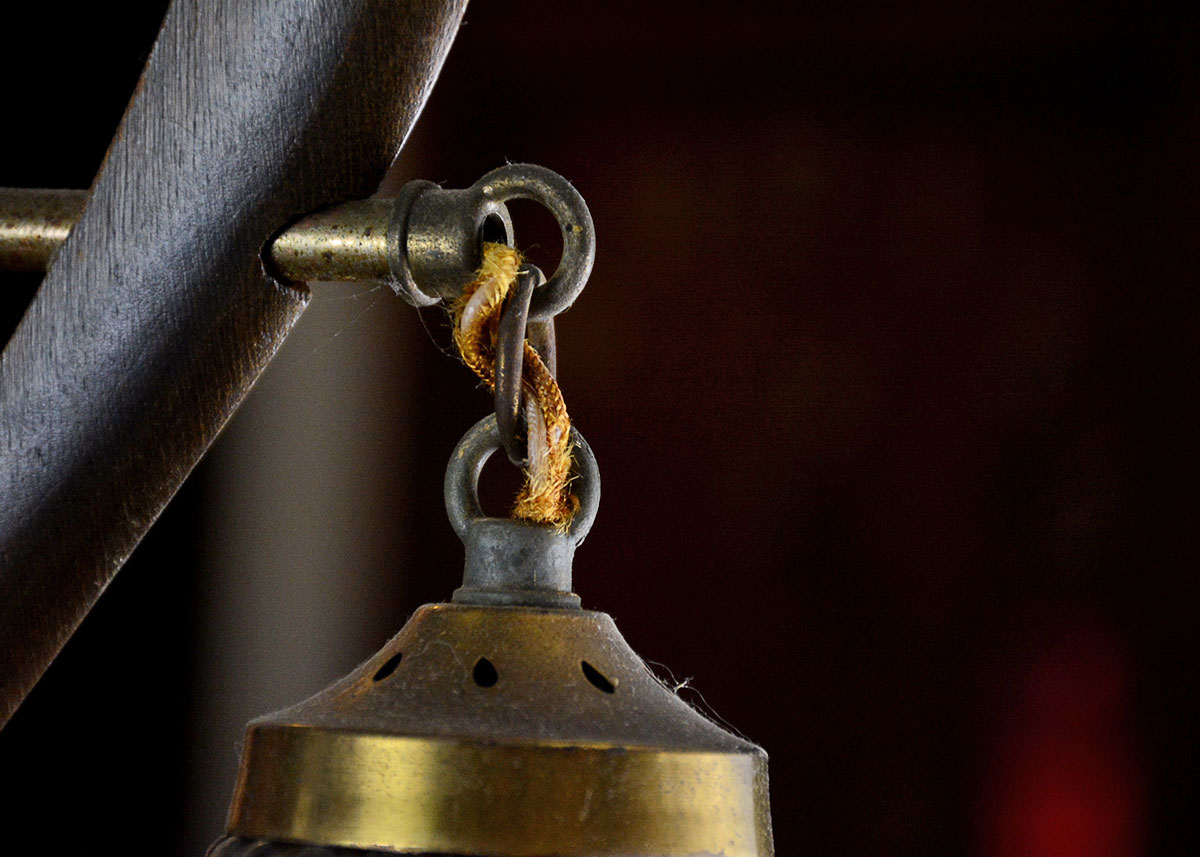 Mid Century Modern Art Glass Tension Pole Lamp