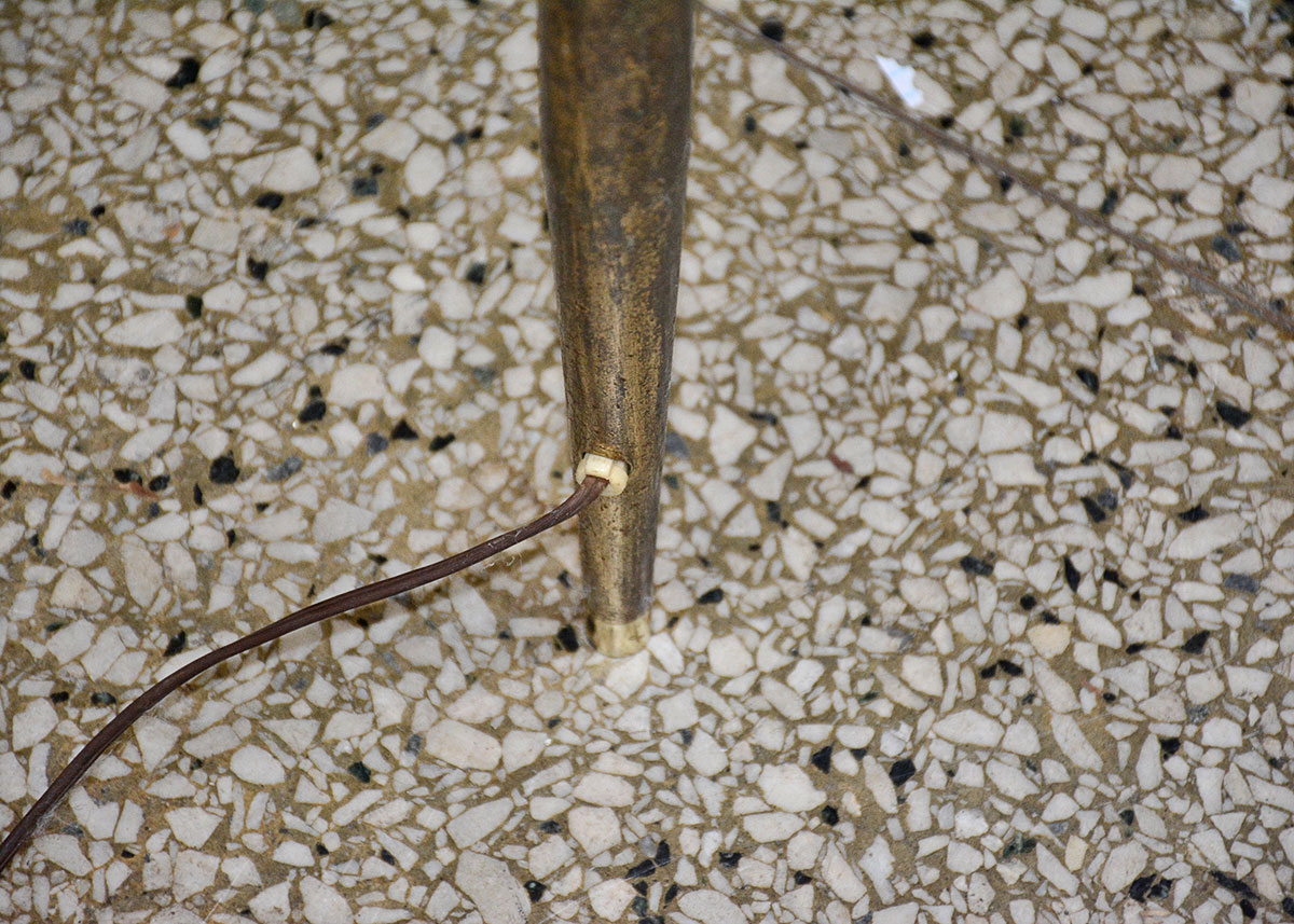 Mid Century Modern Art Glass Tension Pole Lamp