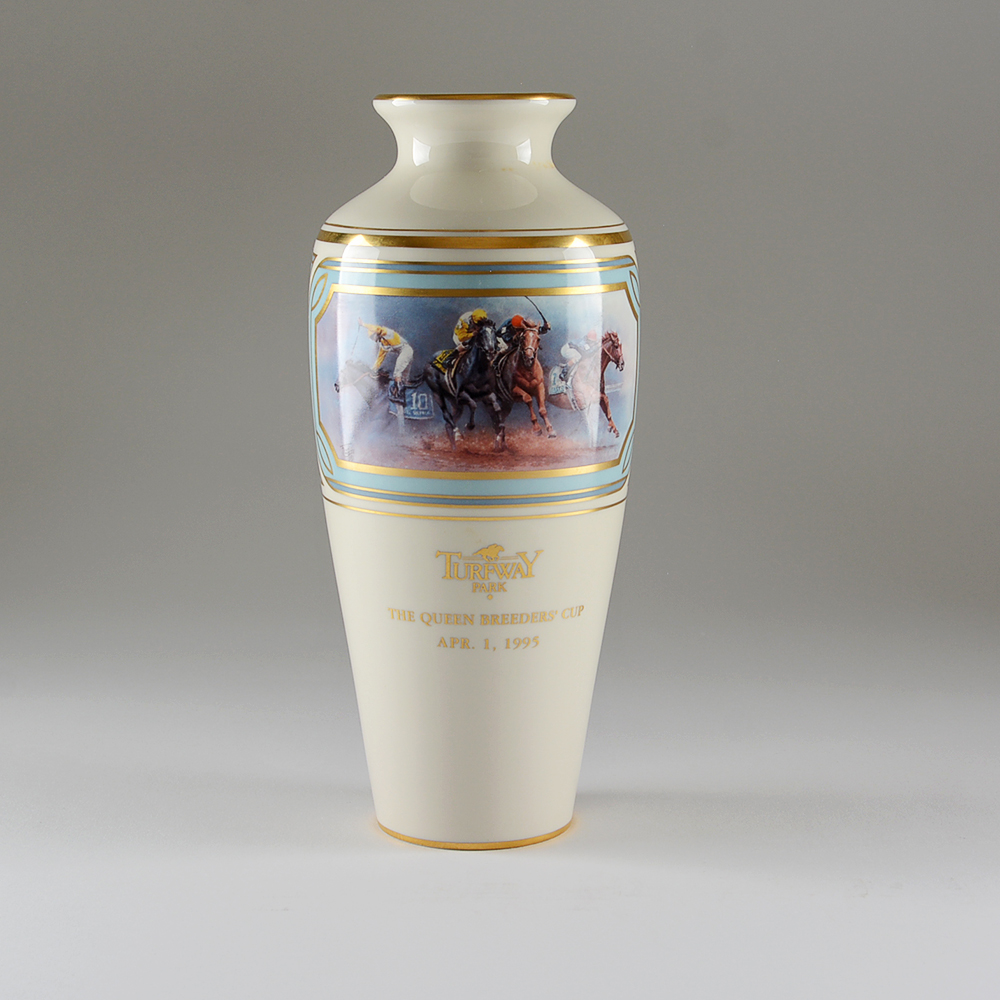 Limited Edition Triple Crown Vase by Fred Stone