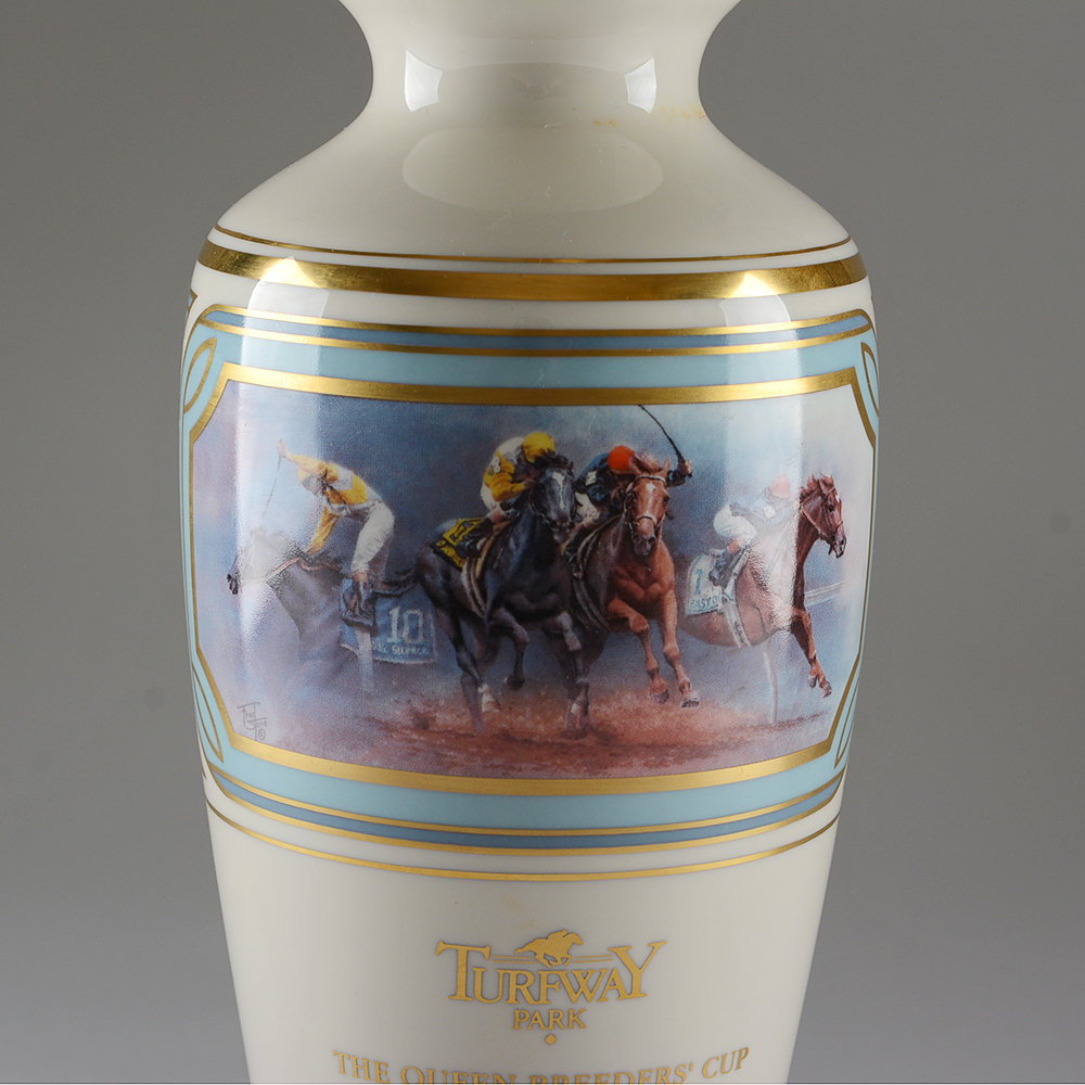Limited Edition Triple Crown Vase by Fred Stone