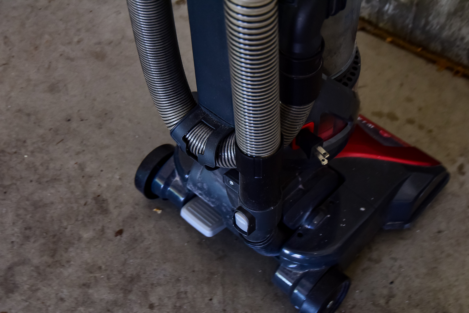 Hoover Wind Tunnel Vacuum