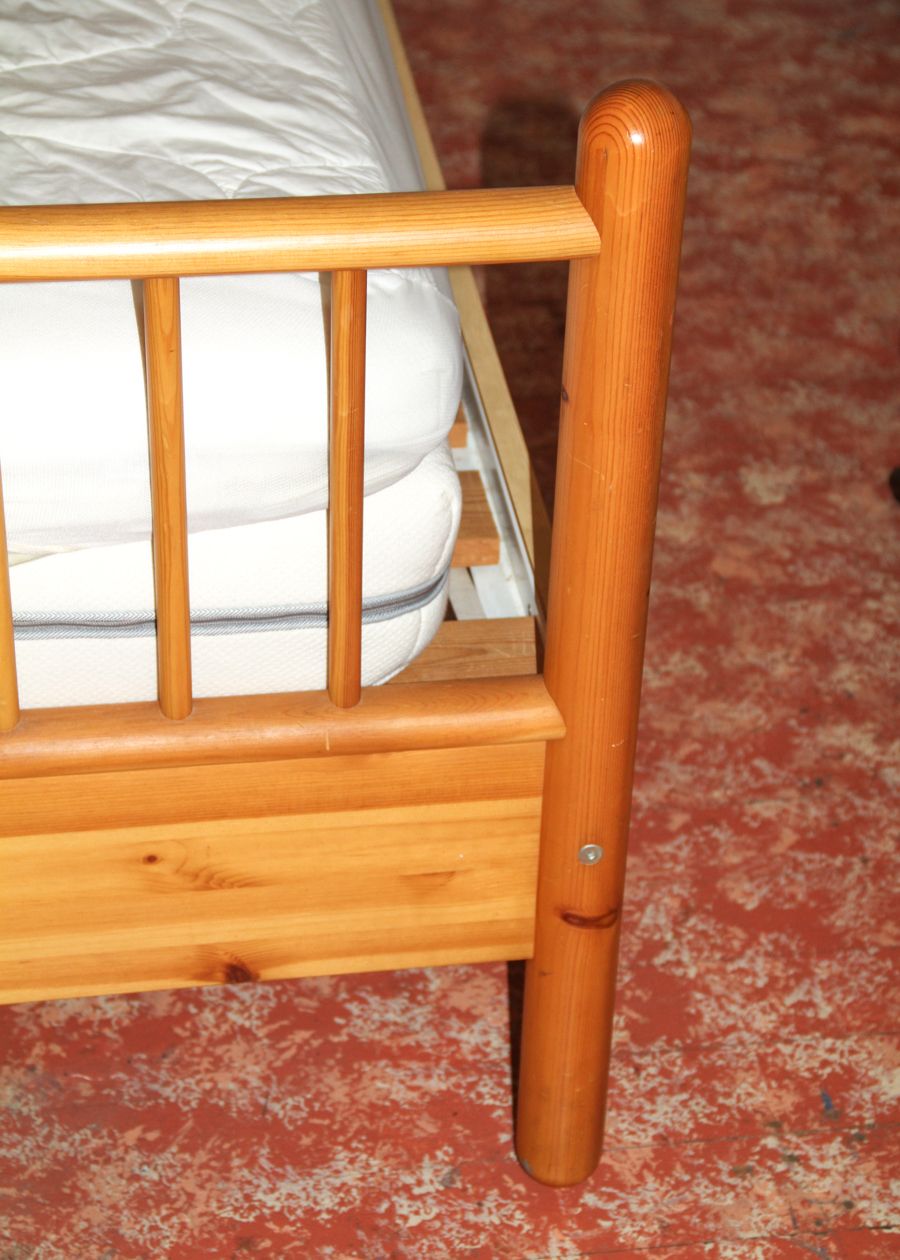 Knotty Pine Full-Size Bed Frame