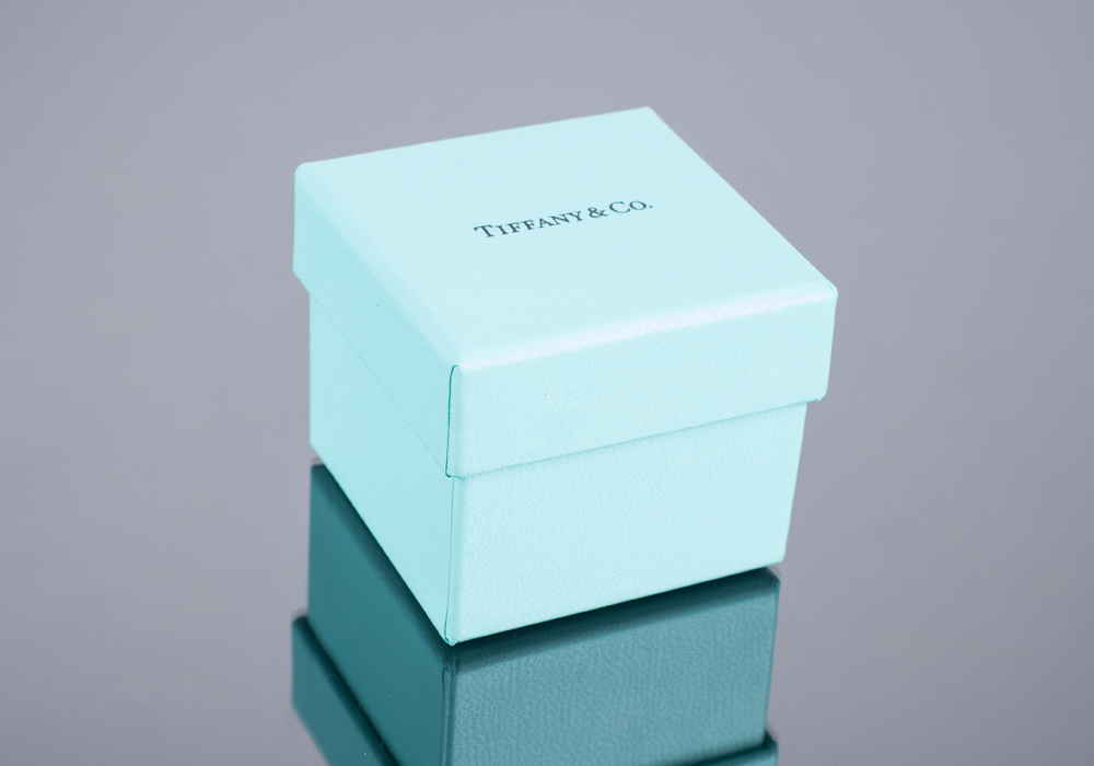 TIFFANY & Co. Platinum Diamond Solitaire Ring