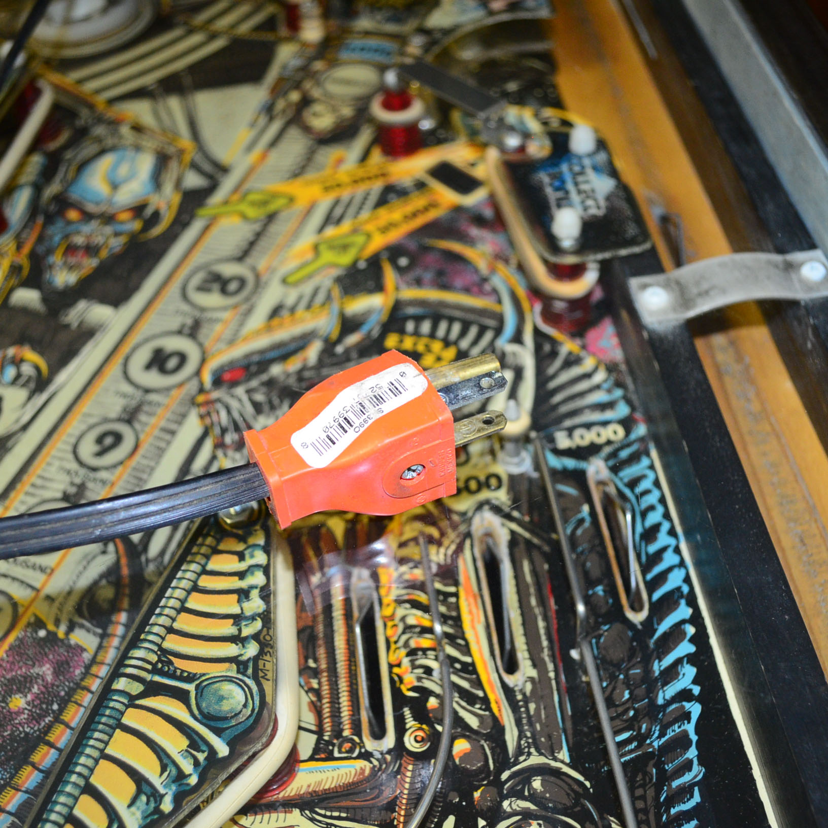 1980 Space Invaders Bally Pinball Machine