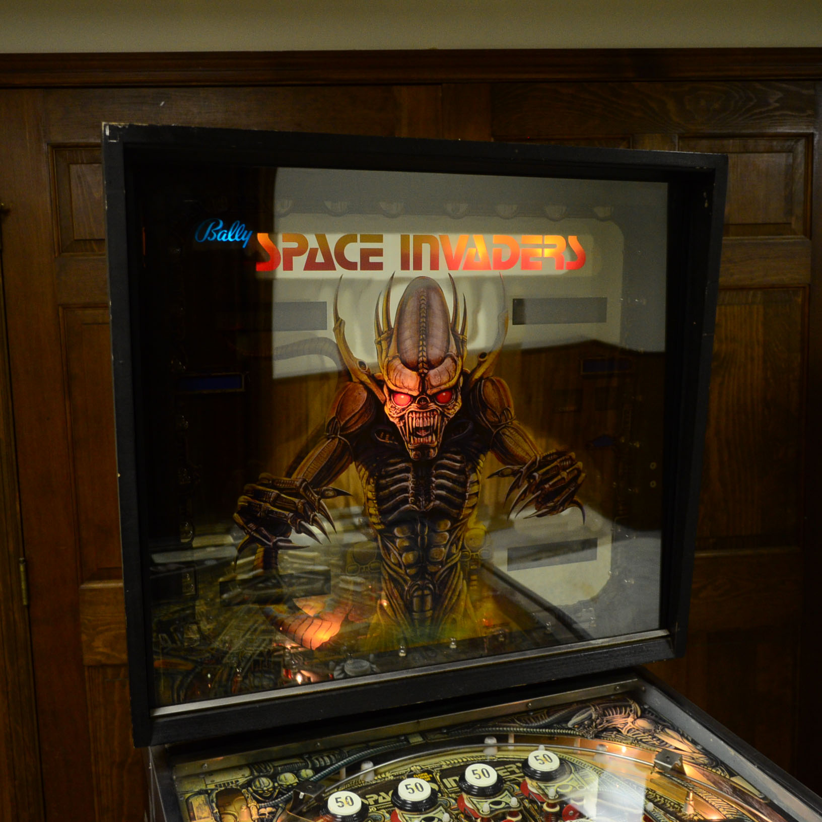 1980 Space Invaders Bally Pinball Machine