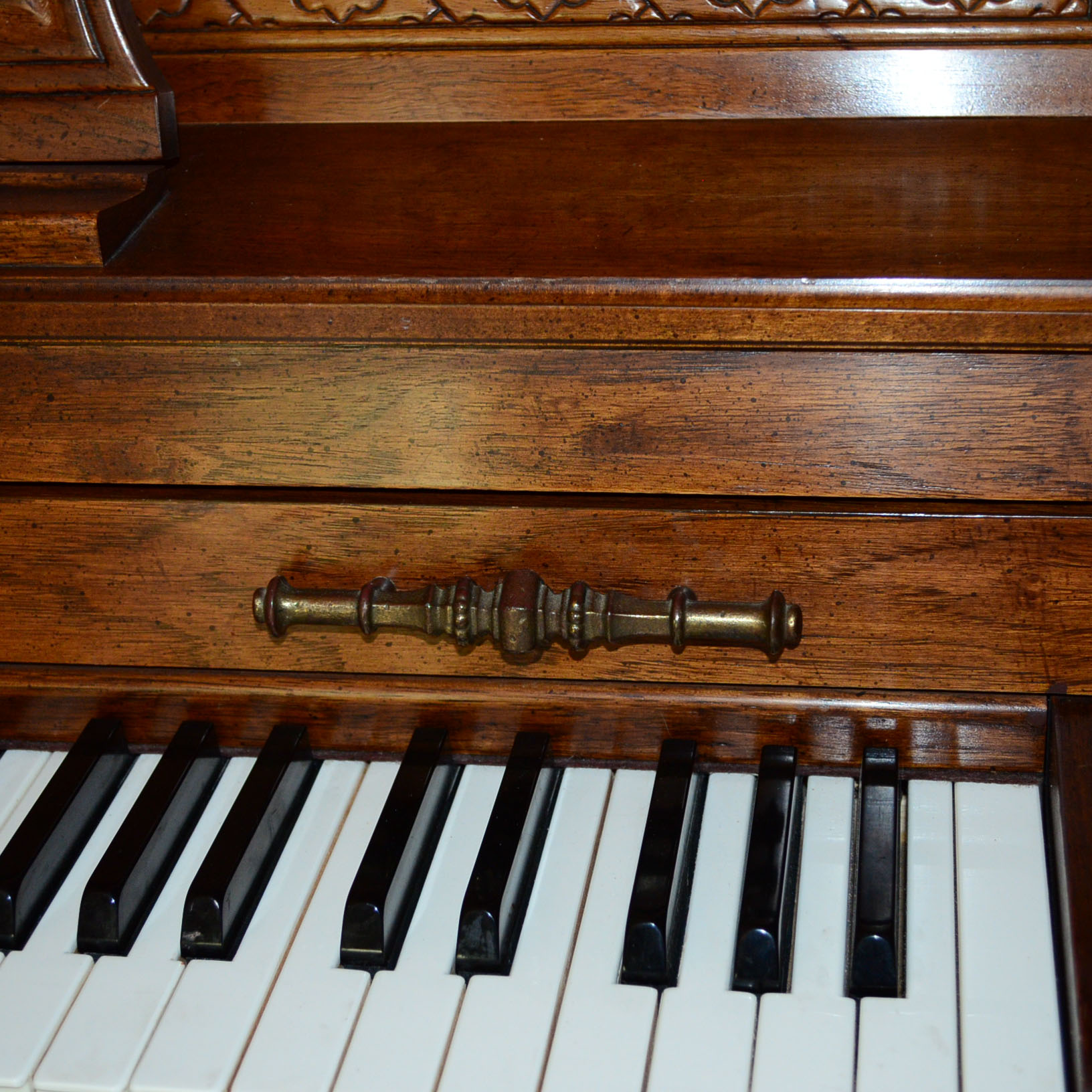 1976 Baldwin 41" Spinet Piano