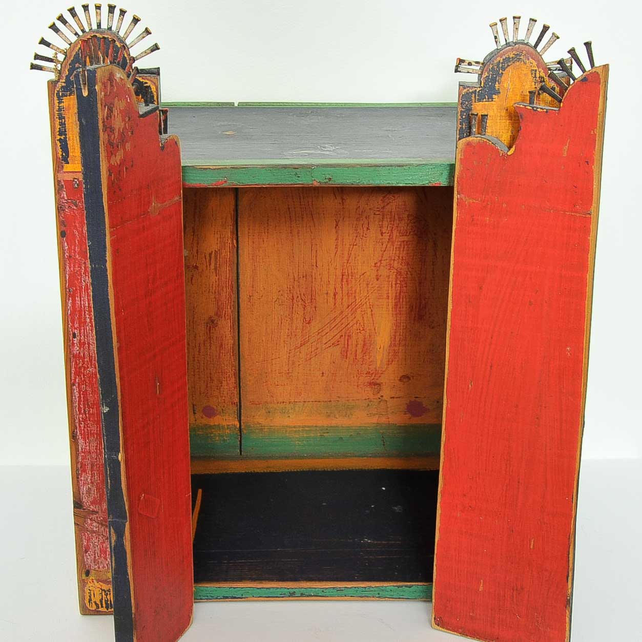 Distressed Painted Wood Nicho