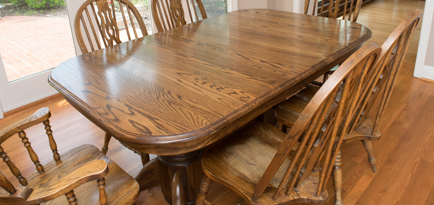 Traditional Oak Dining Table and Chairs