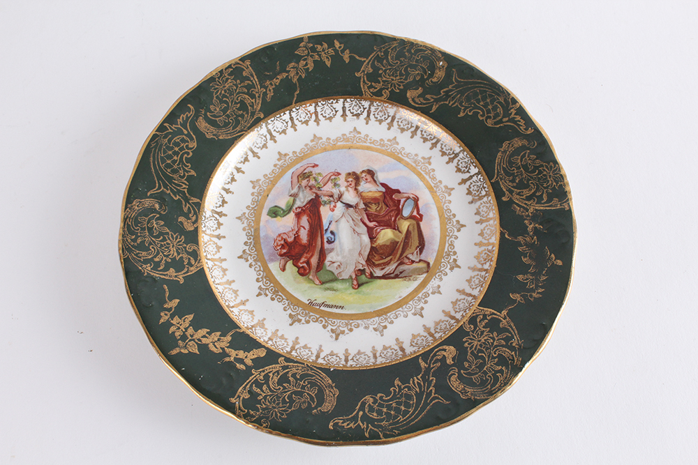 Victoria Carlsbad Austrian Decorative Plates