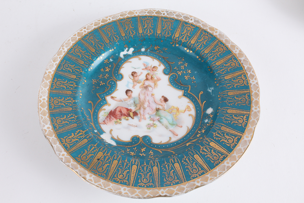 Victoria Carlsbad Austrian Decorative Plates