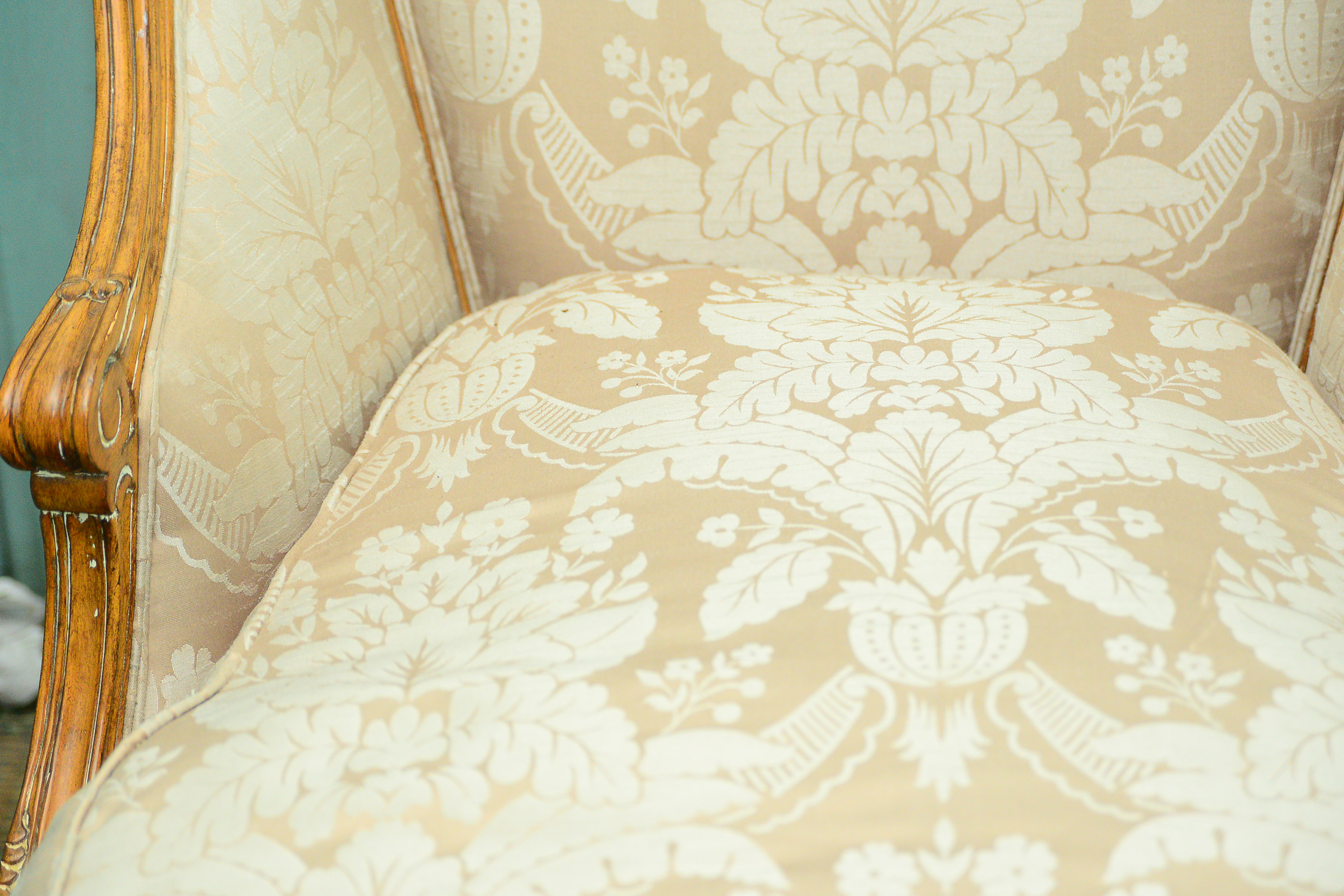 Victorian Style Chaise Lounge