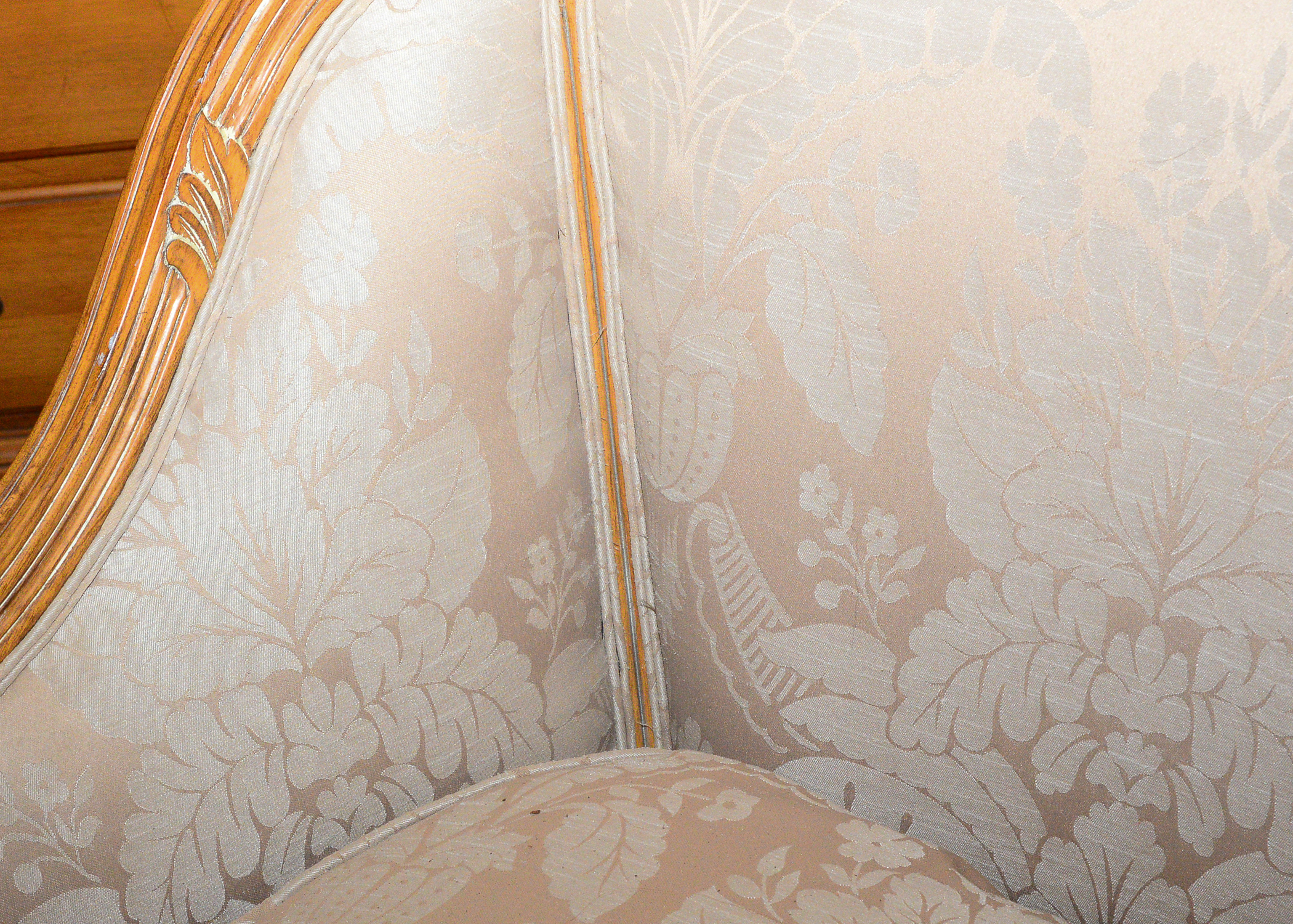 Victorian Style Chaise Lounge