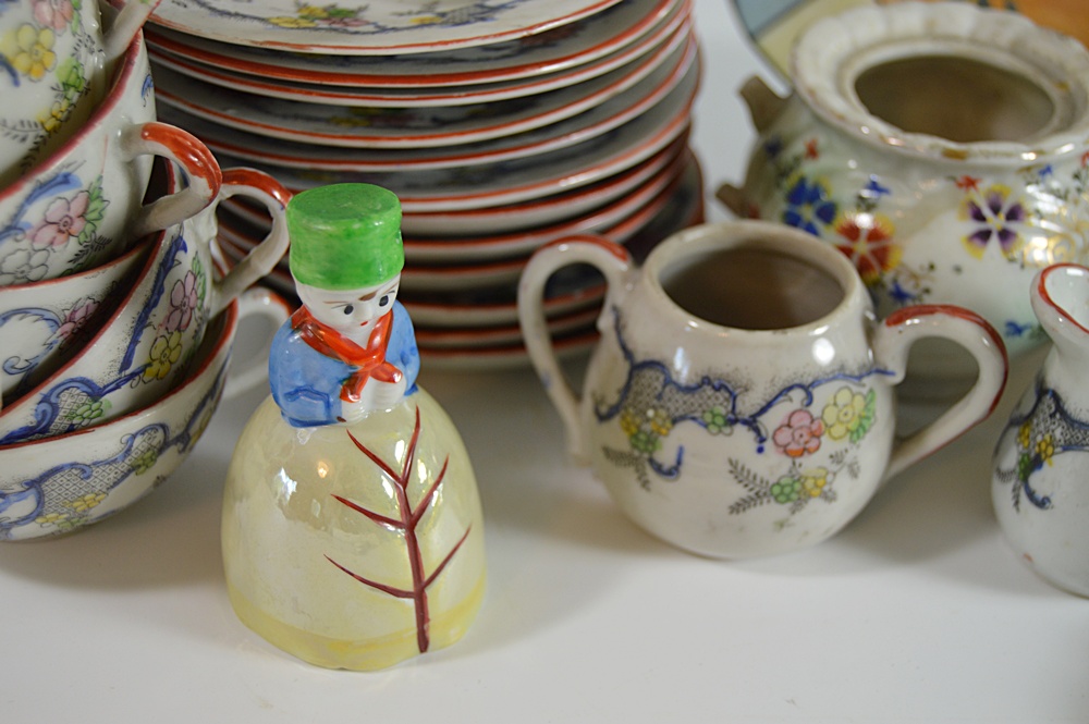 Vintage JapaneseChina with Teapots