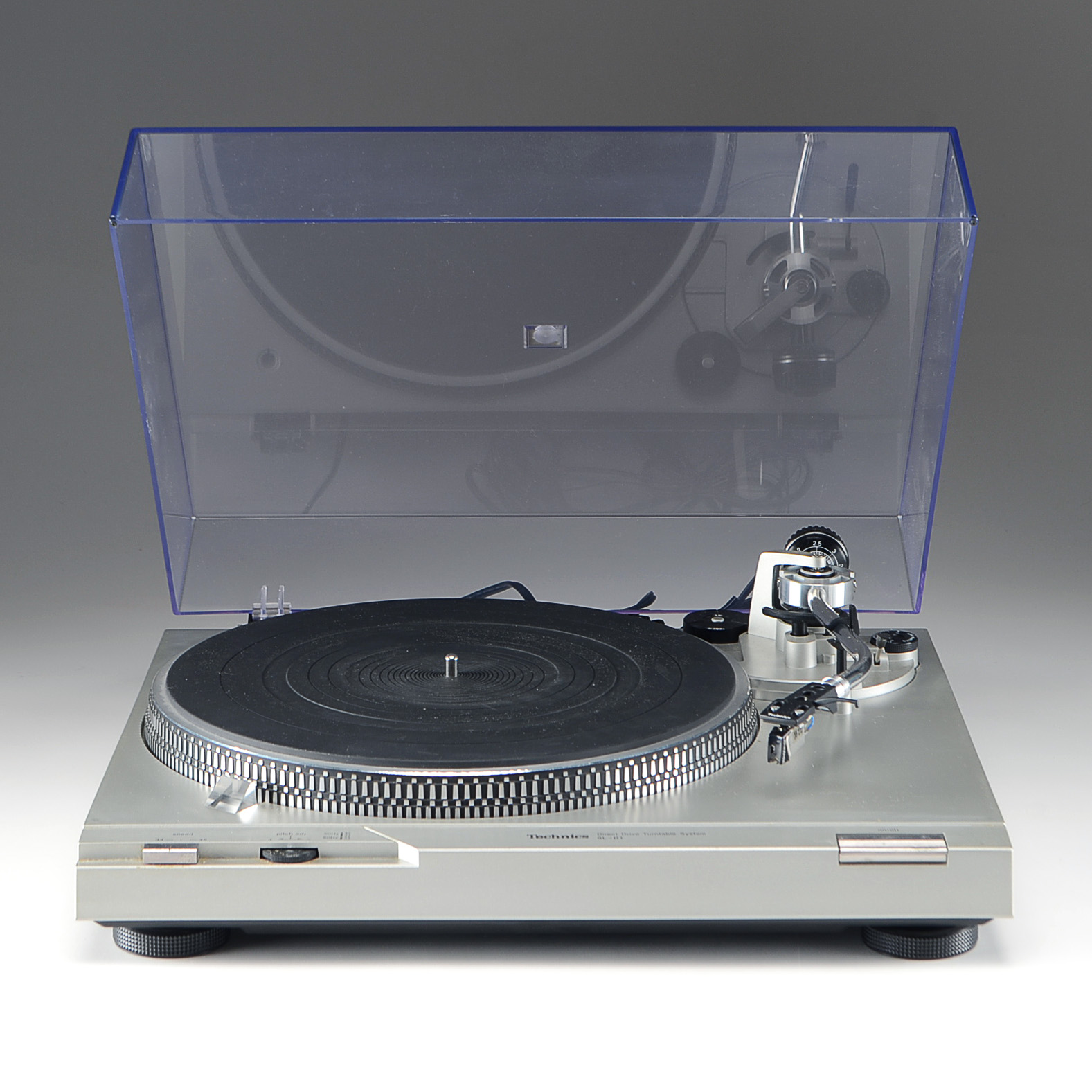 Technics SL-D1 Turntable