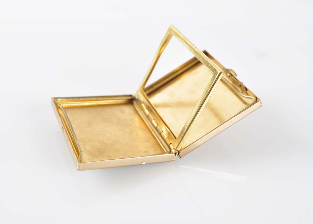 Vintage Pillbox and Travel Frame