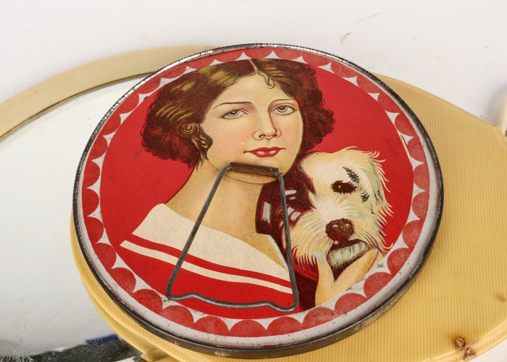 Collection of Vintage Boudoir Items