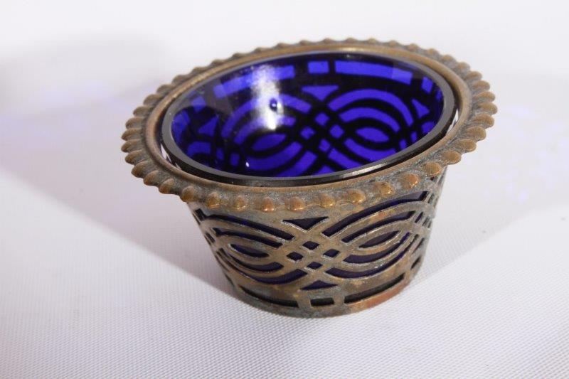 James W. Tufts Quadruple Plate Smoking Set