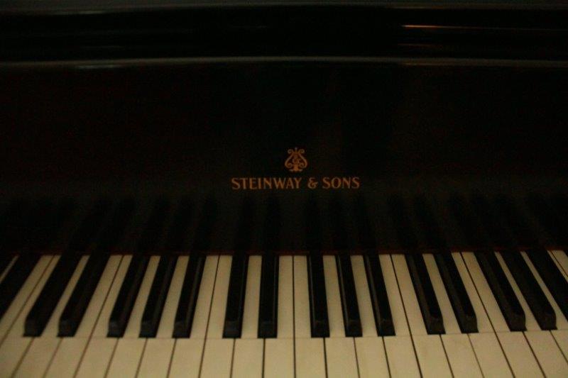1910 Model O Steinway Baby Grand Piano