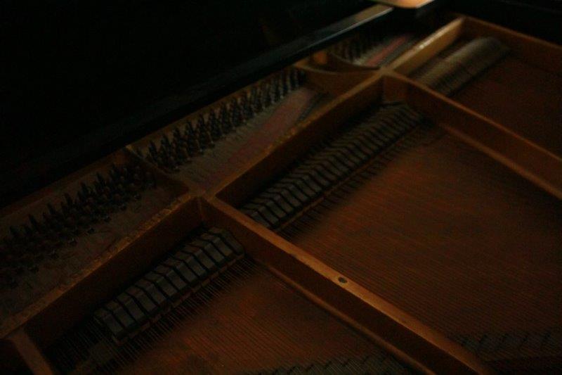 1910 Model O Steinway Baby Grand Piano