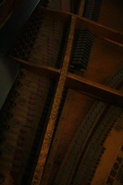 1910 Model O Steinway Baby Grand Piano