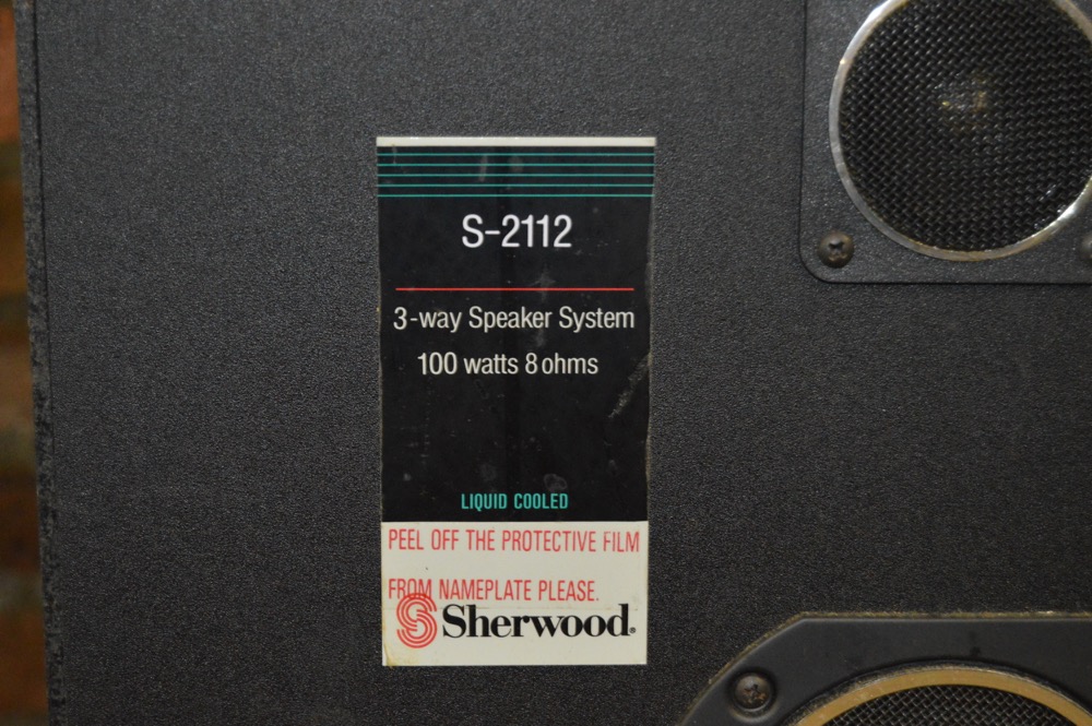 Sherwood S-2112 Speakers