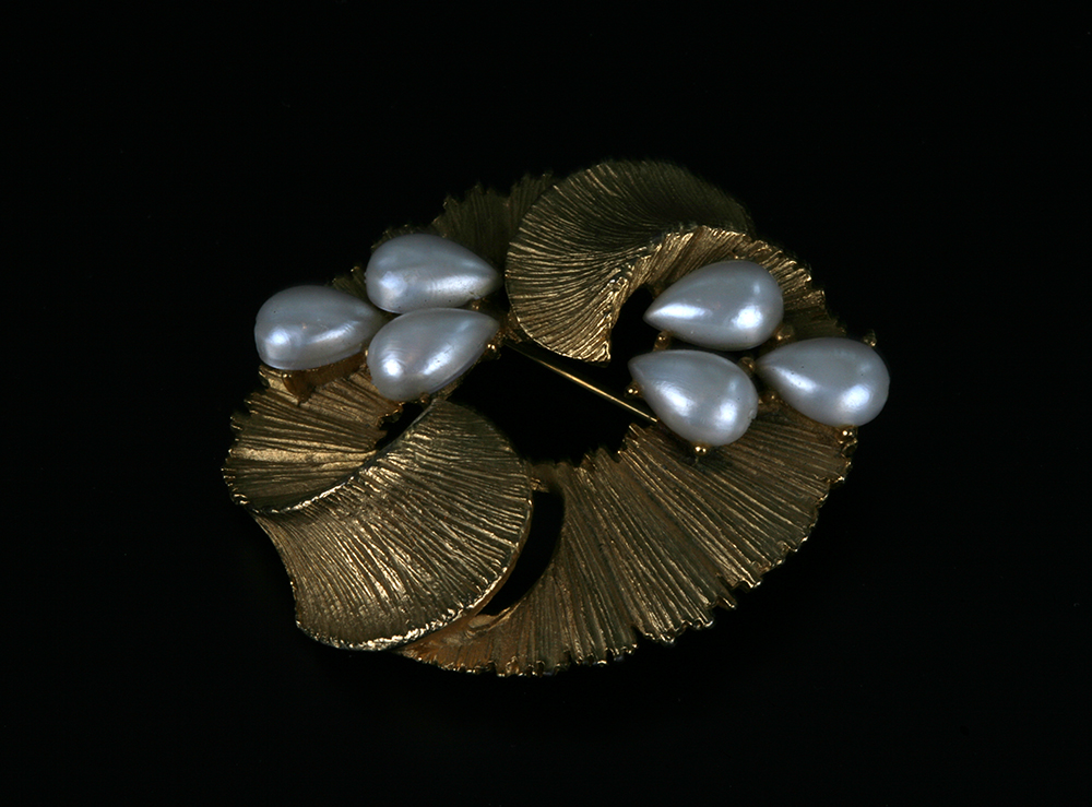 Selection of Vintage Brooches