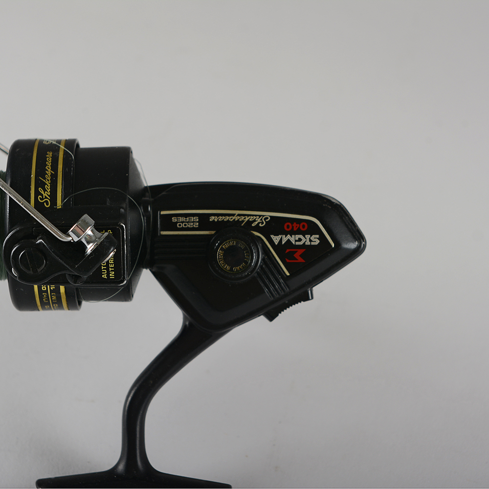 Vintage Shakespeare Sigma 040 Skirted Spool Reel