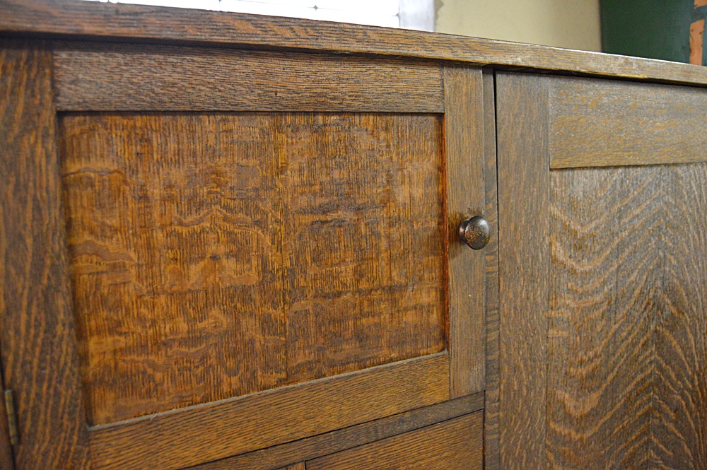 Early 20th Century Mission Oak Chifferobe