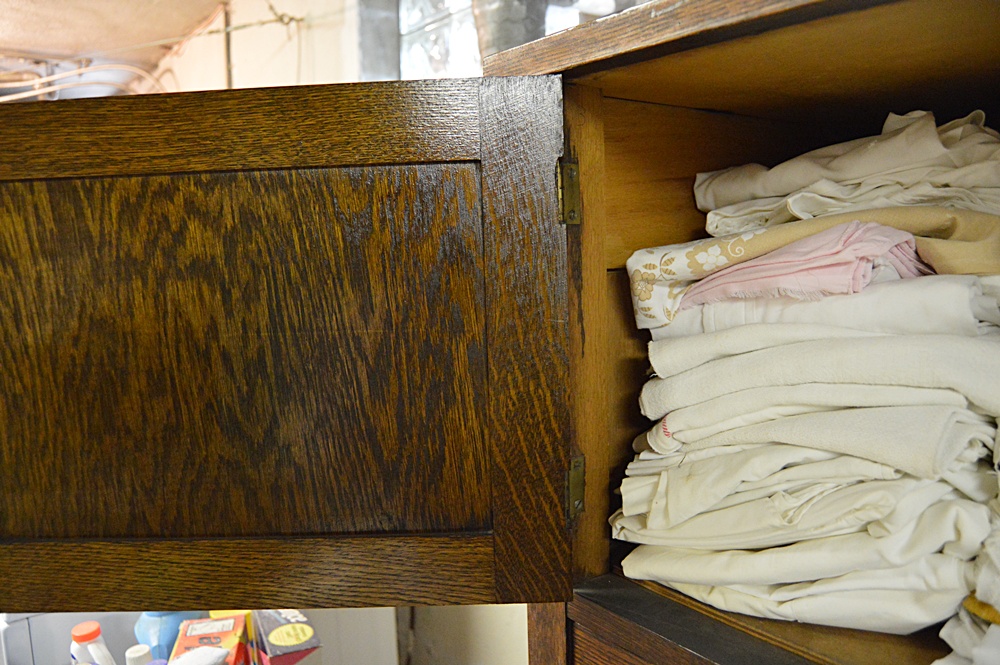 Early 20th Century Mission Oak Chifferobe
