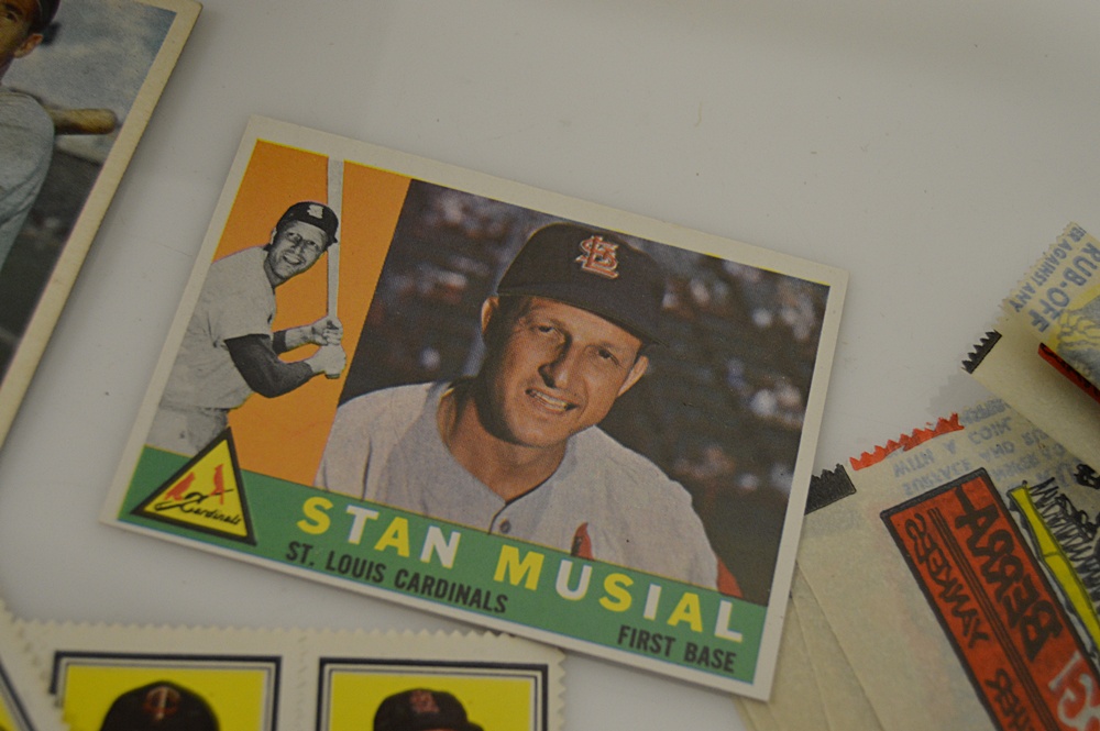 50-60s Baseball Card Collection w/ Mantle, Mays, Musial, Clemente