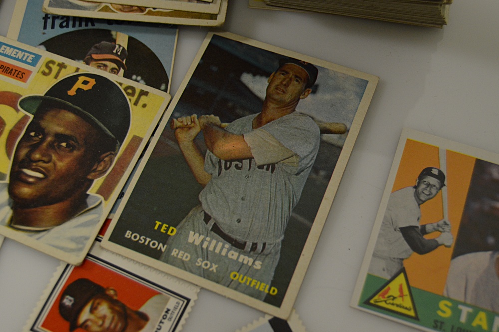 50-60s Baseball Card Collection w/ Mantle, Mays, Musial, Clemente