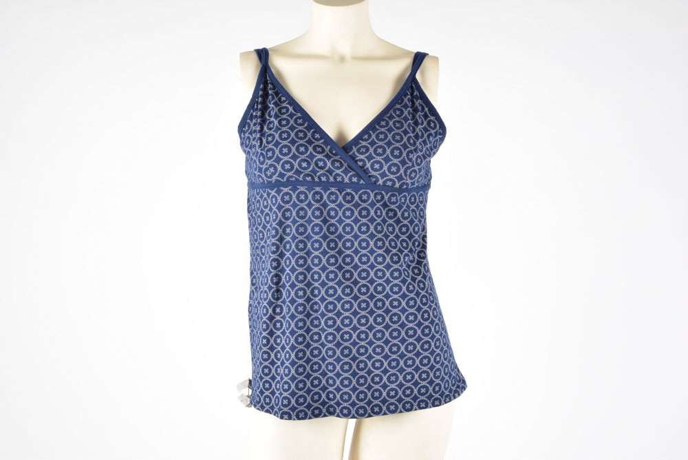 Large Collection of Women's Clothes Including Alfani, Cookie Johnson, Mondo, and Lucky Brand