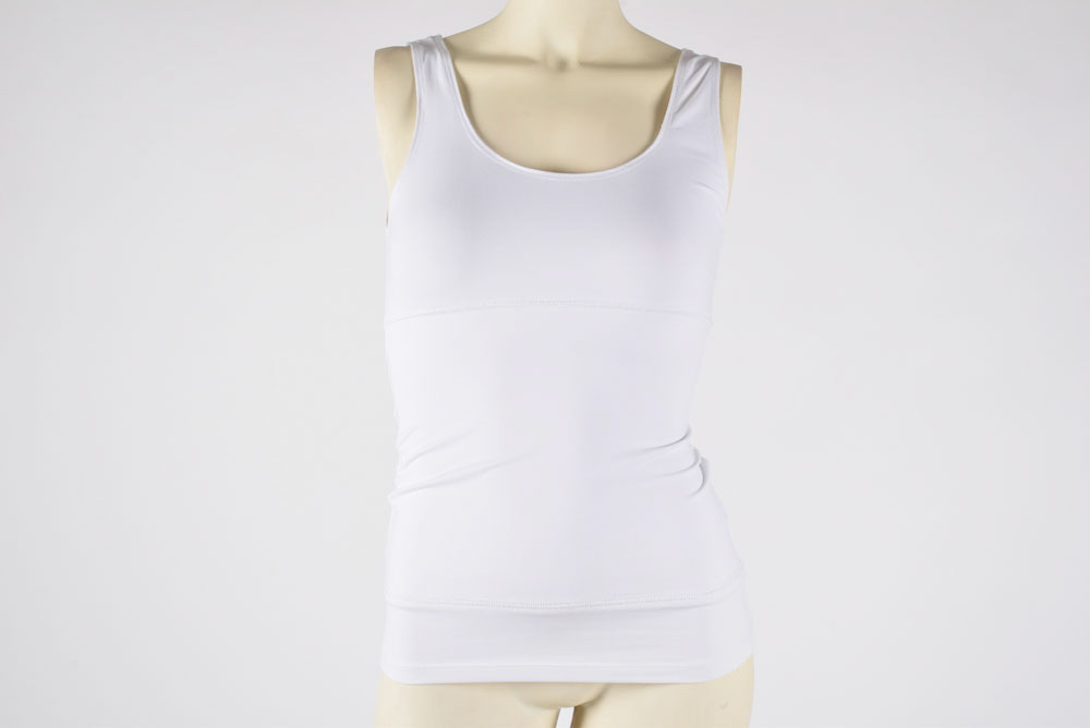 Large Collection of Women's Clothes Including Levi's