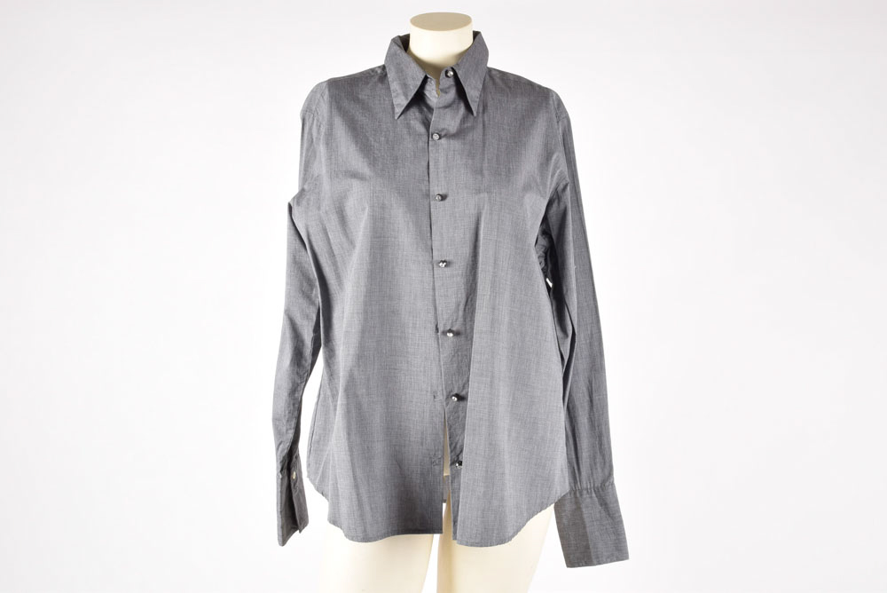 Large Collection of Women's Clothes Including Levi's