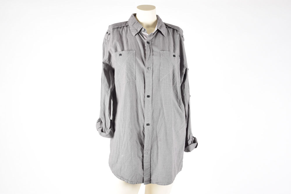 Large Collection of Women's Clothes Including Levi's