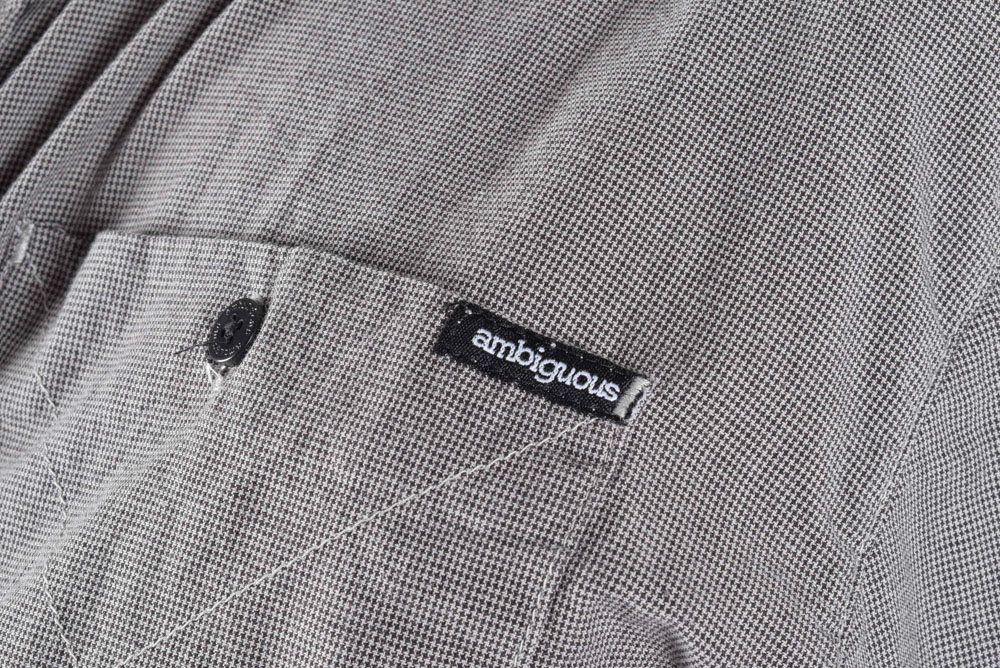 Large Collection of Women's Clothes Including Levi's